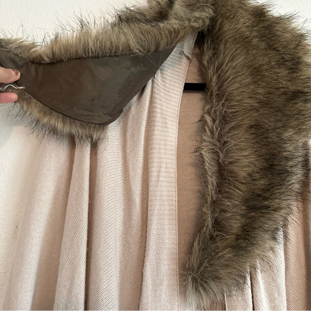 BCBGmaxazria Beige Knit Sweater with Pockets - Picture 13 of 16